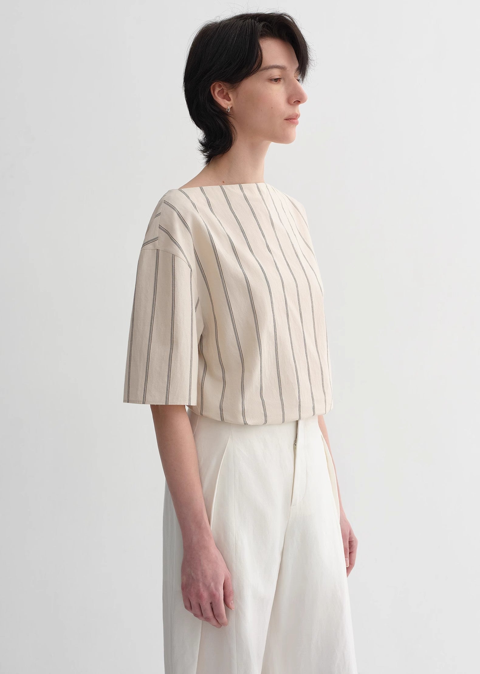 Relaxed Short-Sleeve Shirt – High-Quality Long-Staple Cotton Simple Style