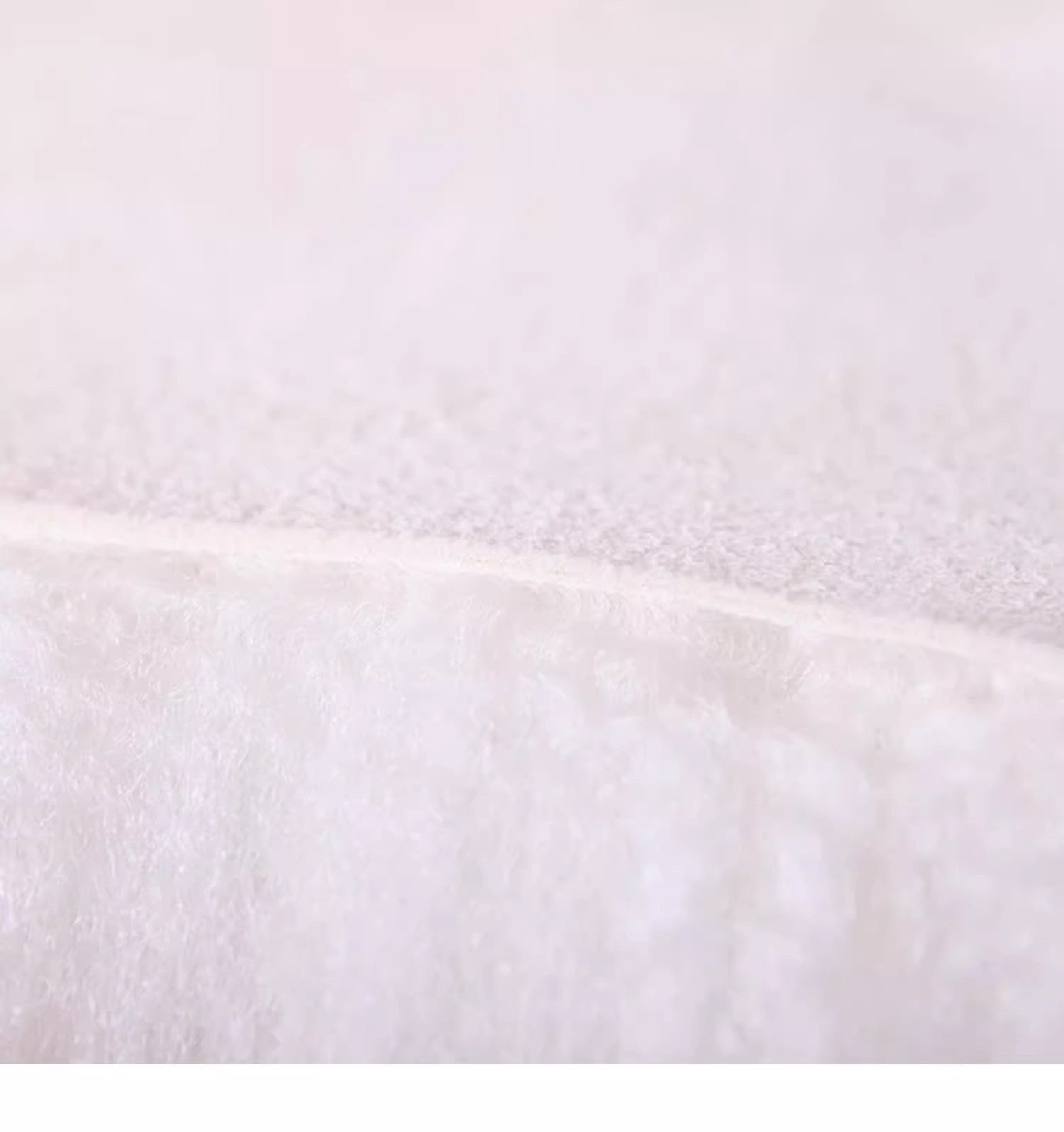 KIENTE STUDIO Two Fur Stitching New Zealand Sheepskin Rug (2’x6’)
