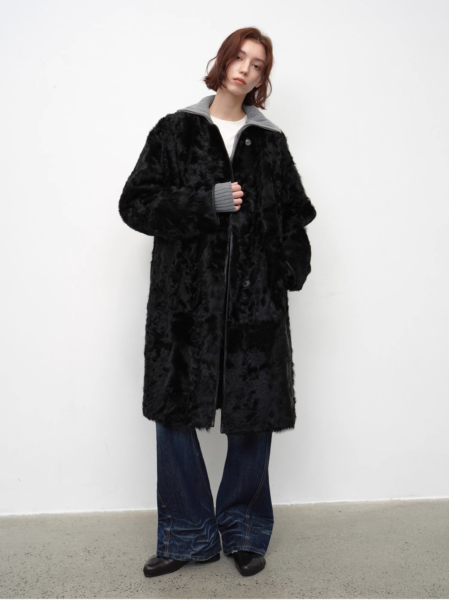 “Roman Theater” Sheepskin Fur Long Straight Coat – Round Neck Winter Style