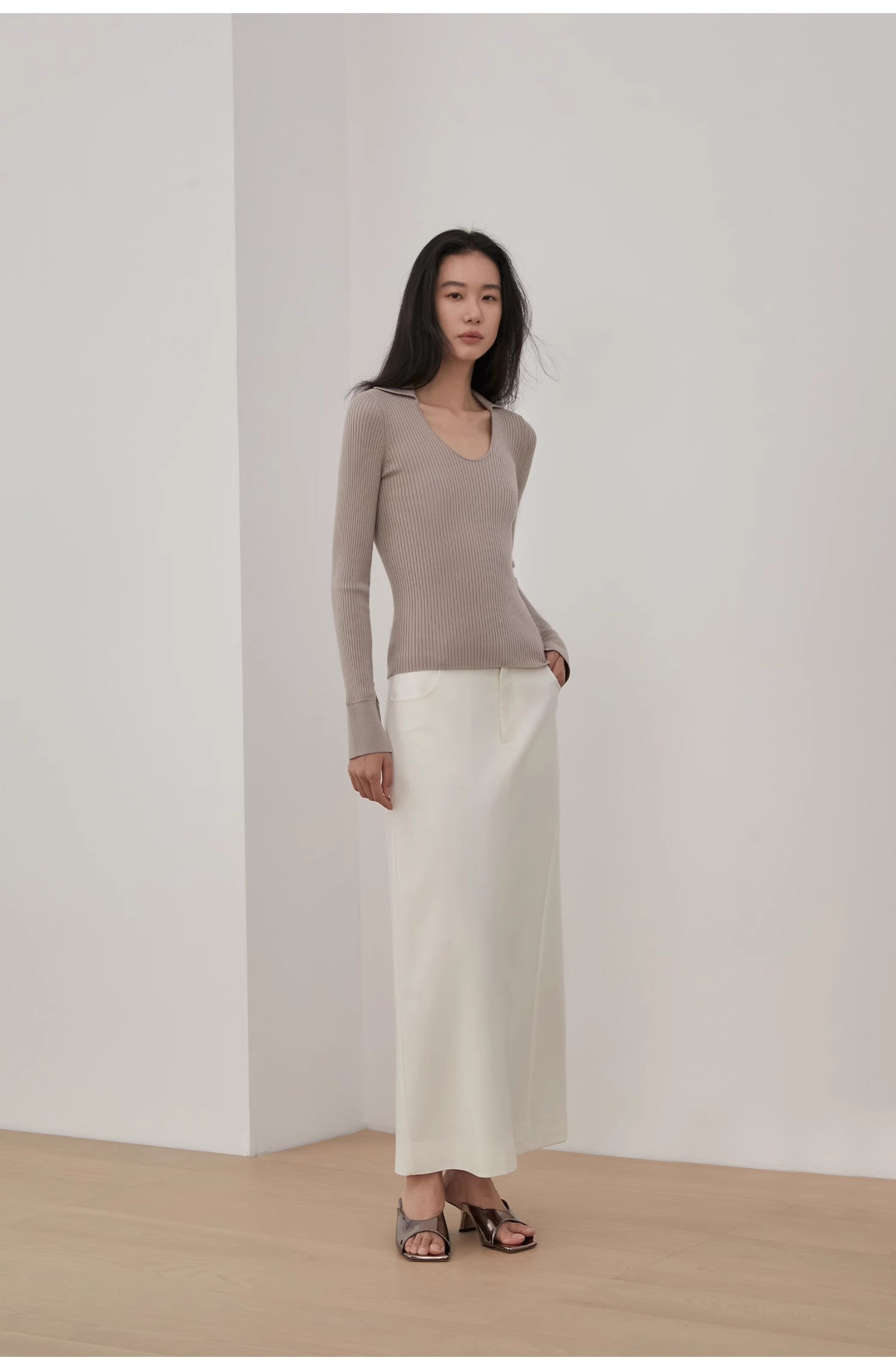 “Stobe” Worsted Low-Waist Retro Straight Skirt – Versatile Fashion Suit Style
