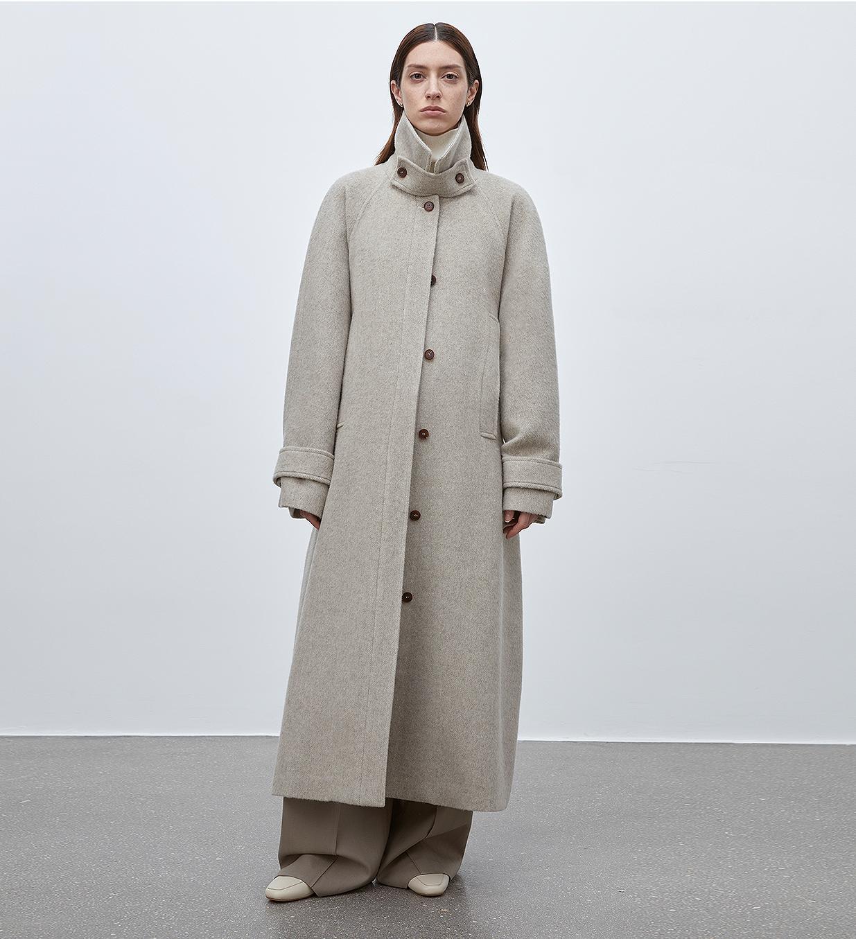 “Moonlit Veil” Straight-Cut Raglan Sleeve Wool Coat – Double-Layer Collar
