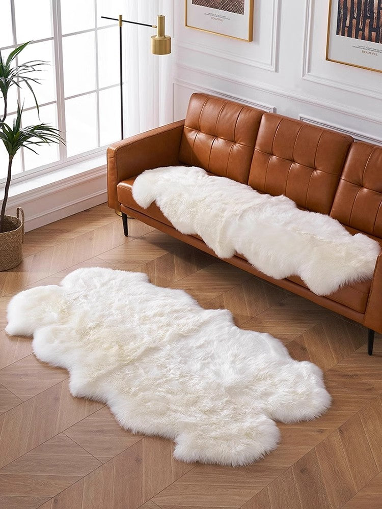 KIENTE STUDIO Two Fur Stitching New Zealand Sheepskin Rug (2’x6’)
