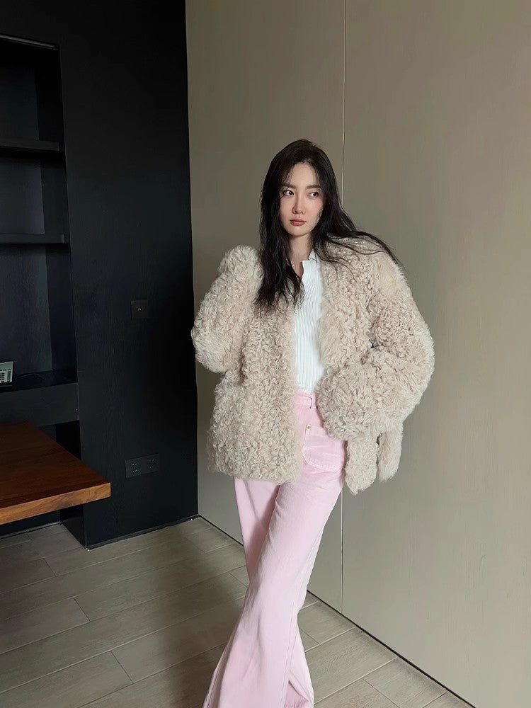 Fireladyfur Women's Imported Tuscan Sheepskin Coat“Wanderer Island”