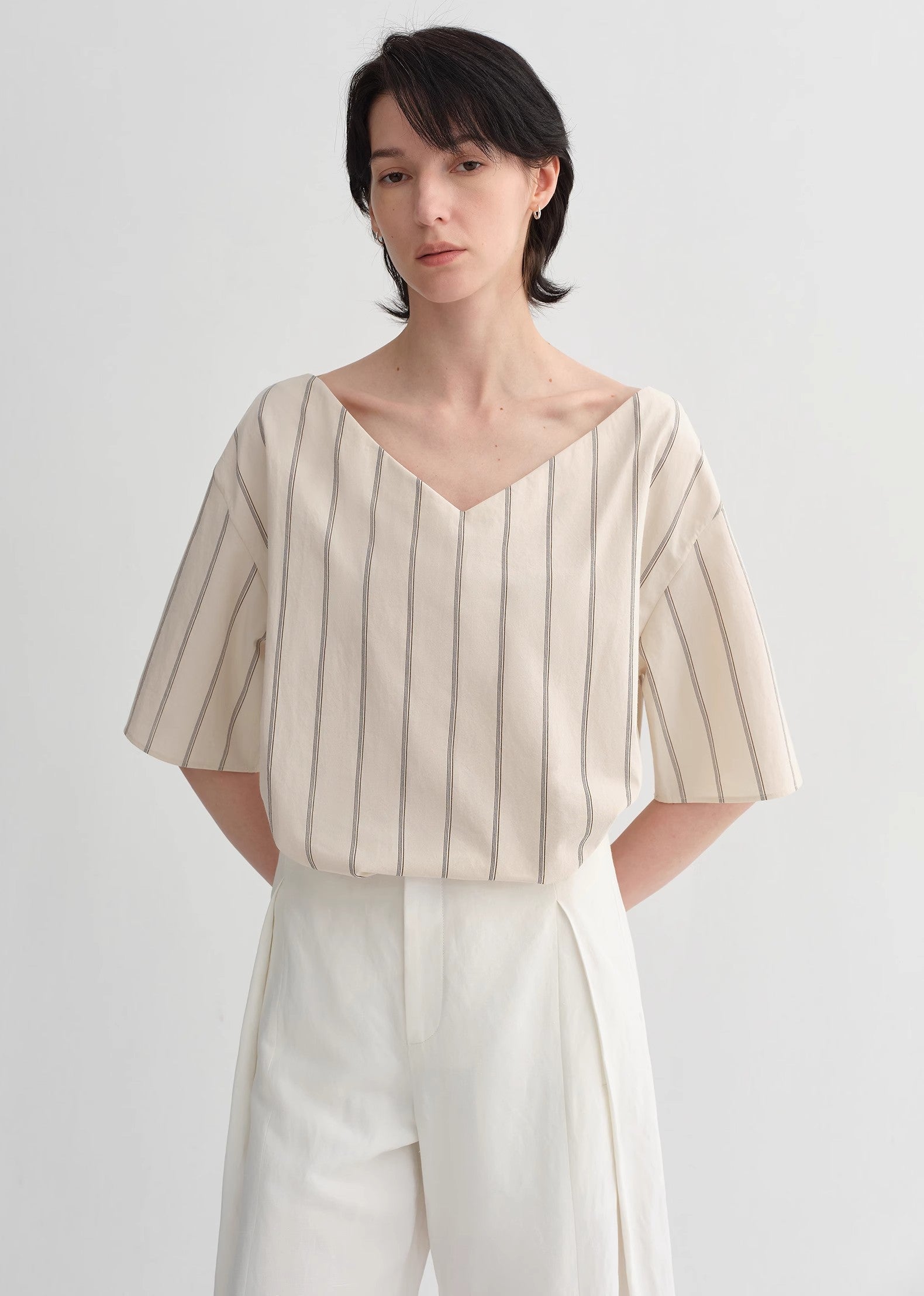 Relaxed Short-Sleeve Shirt – High-Quality Long-Staple Cotton Simple Style