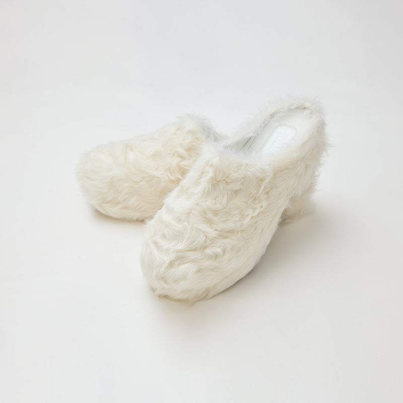 [FF × JW] Fur-Lined Slip-On Platform Sneakers – Wool Thick-Soled Casual Style